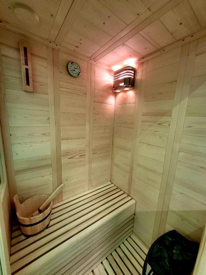 Romantic Deluxe Svite Wise Jacuzzi And Sauna Athén Kültér fotó